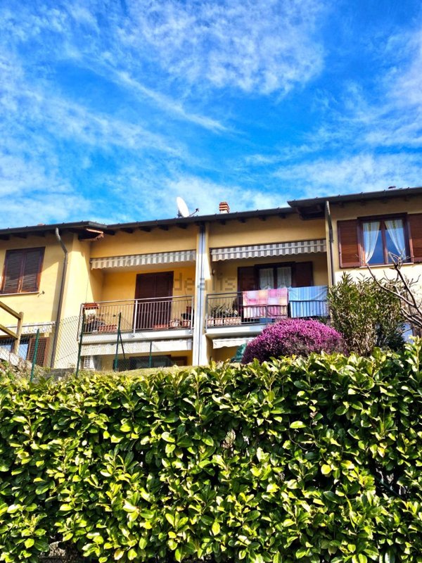 appartamento in vendita a Luino in zona Motte