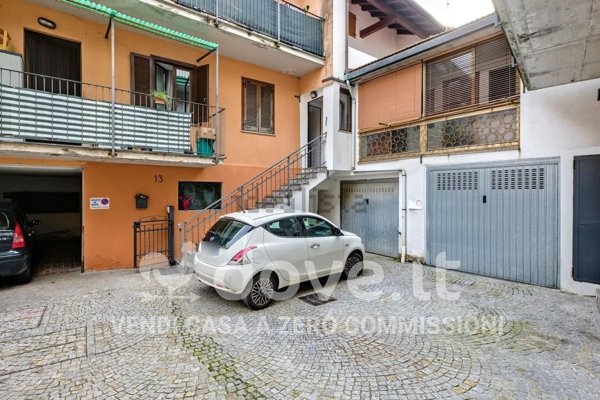 casa indipendente in vendita a Luino