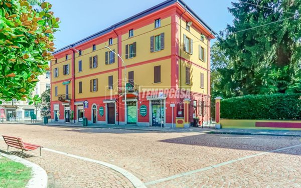 appartamento in vendita a Luino in zona Fornasette