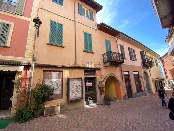 ufficio in vendita a Luino