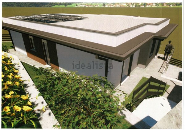 casa indipendente in vendita a Luino in zona Poppino