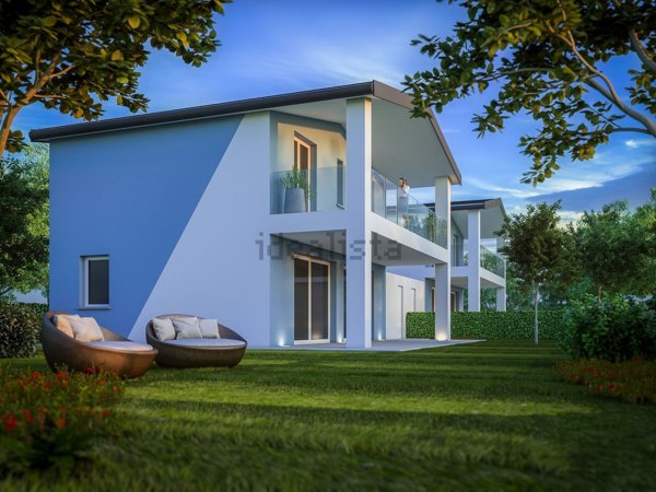 pentavano in vendita a Luino