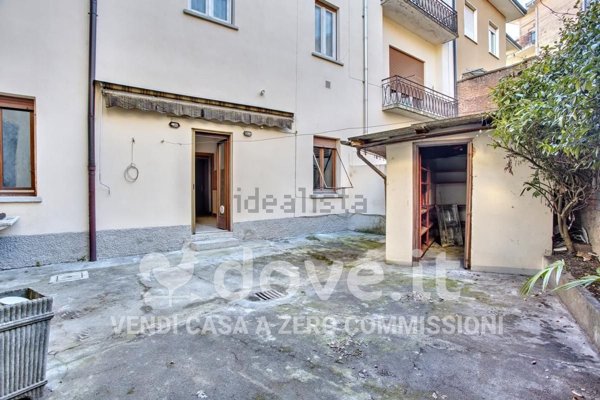 appartamento in vendita a Luino in zona Voldomino