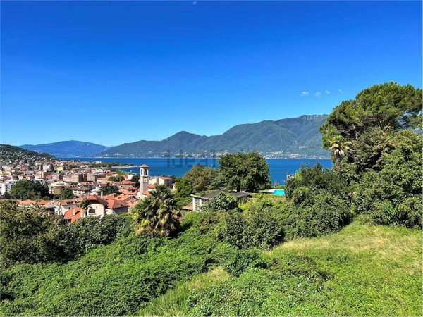 casa indipendente in vendita a Luino