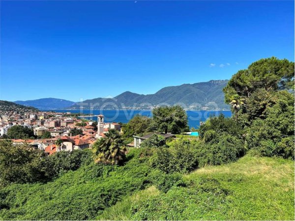 casa indipendente in vendita a Luino