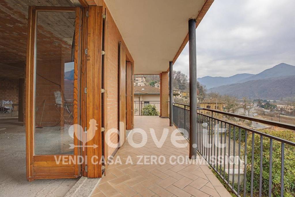 appartamento in vendita a Luino