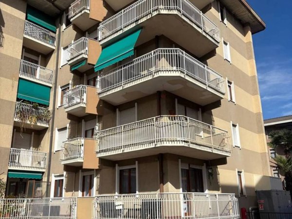 appartamento in vendita a Luino in zona San Pietro