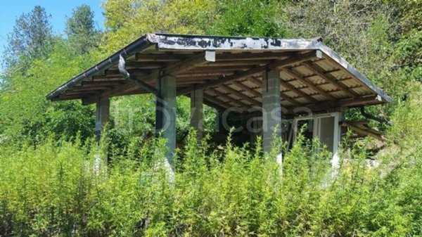 appartamento in vendita a Luino in zona Longhirolo