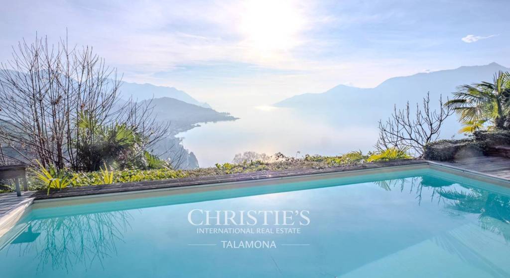 casa indipendente in vendita a Luino