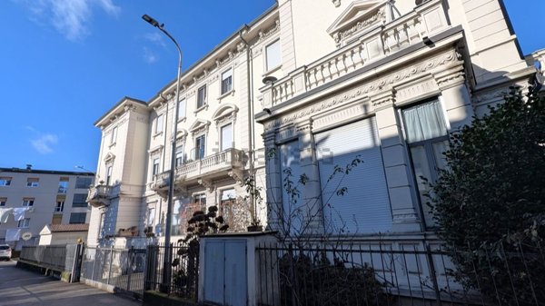 appartamento in vendita a Luino