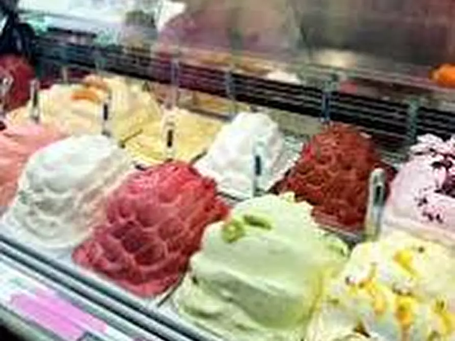 negozio in vendita a Luino