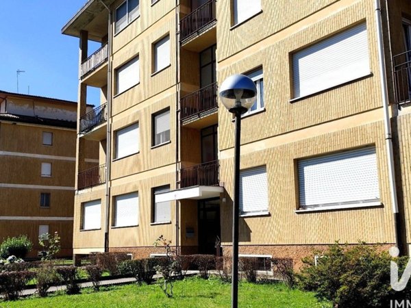 appartamento in vendita a Luino in zona San Pietro