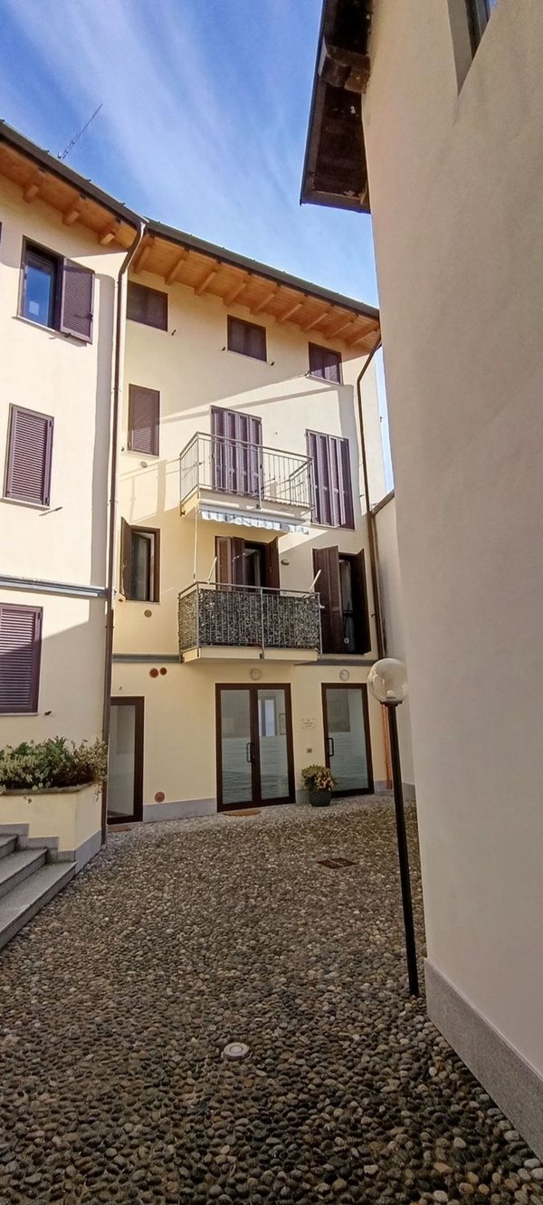 appartamento in vendita a Luino