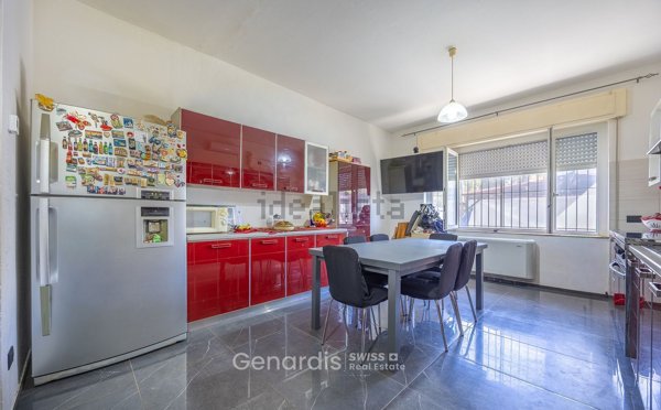 appartamento in vendita a Luino in zona San Pietro