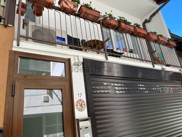 appartamento in vendita a Luino in zona Voldomino