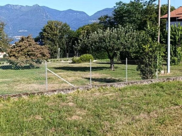terreno agricolo in vendita a Luino