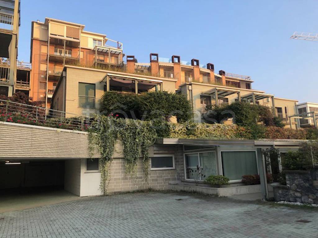 appartamento in vendita a Luino