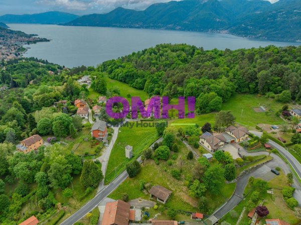 terreno edificabile in vendita a Luino