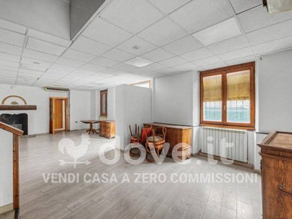 casa indipendente in vendita a Luino