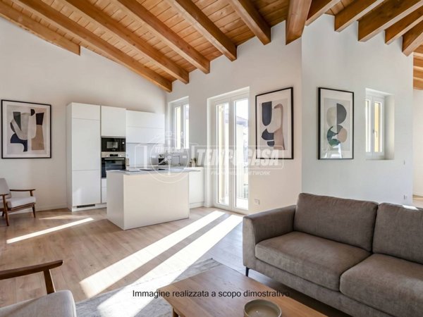 appartamento in vendita a Luino in zona San Pietro