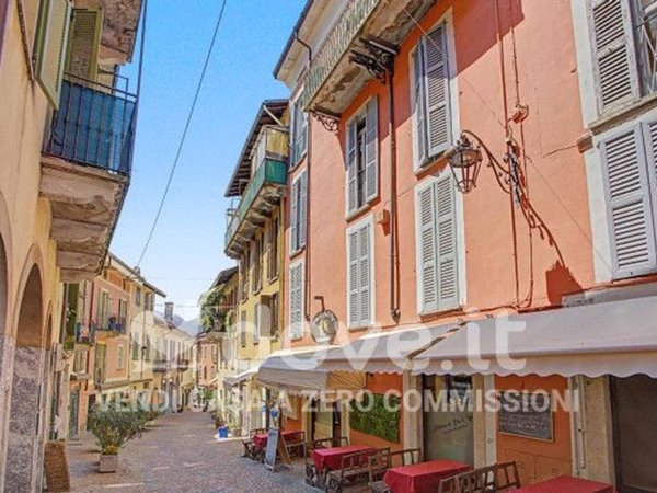 appartamento in vendita a Luino in zona San Pietro