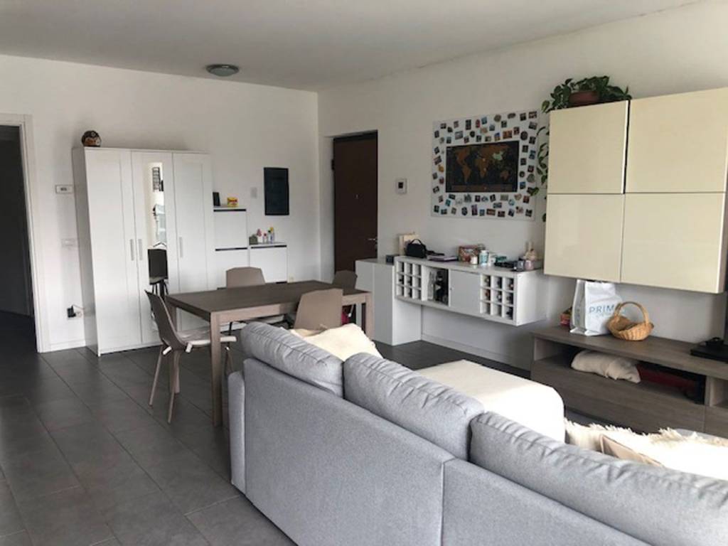 appartamento in vendita a Luino in zona San Pietro