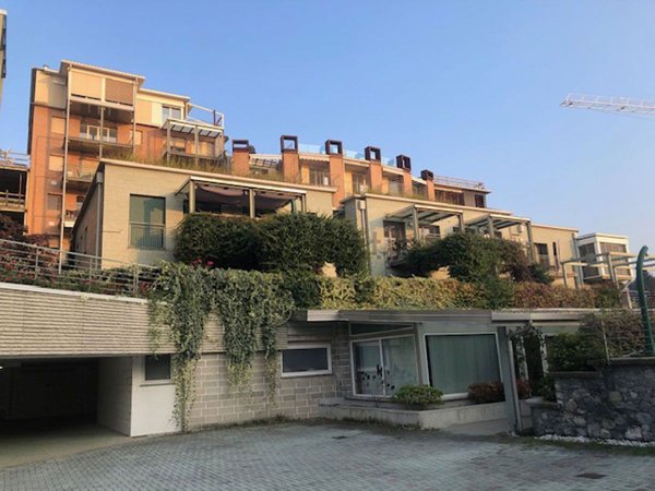 appartamento in vendita a Luino in zona San Pietro