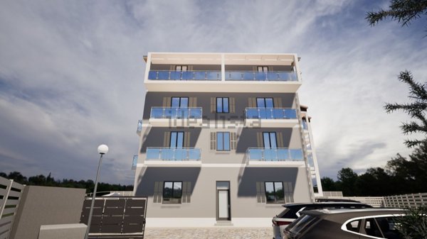 appartamento in vendita a Luino in zona San Pietro