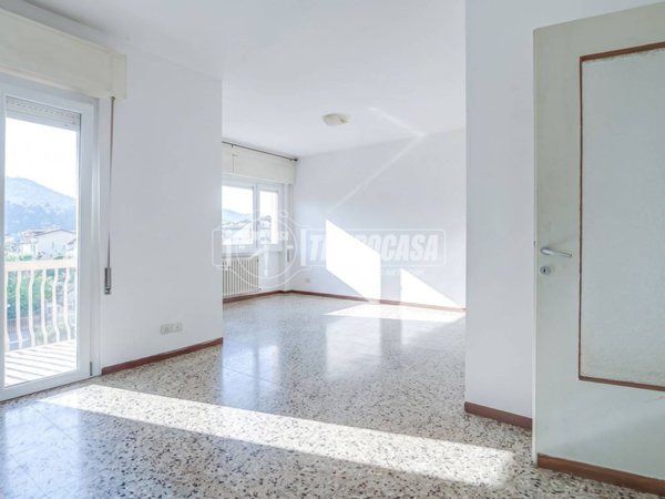 appartamento in vendita a Luino