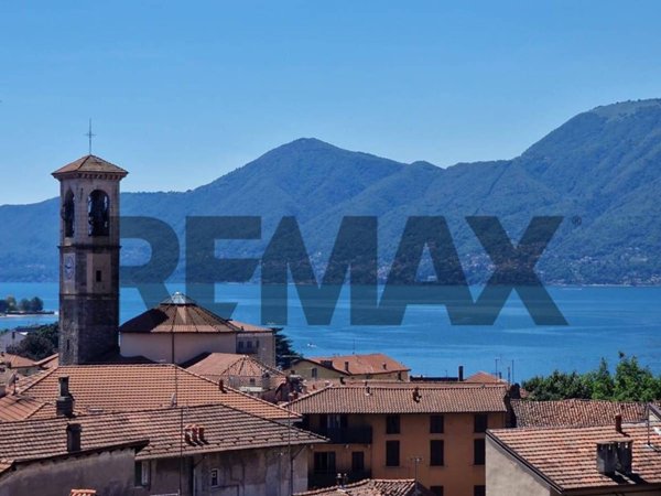 casa semindipendente in vendita a Luino in zona San Pietro