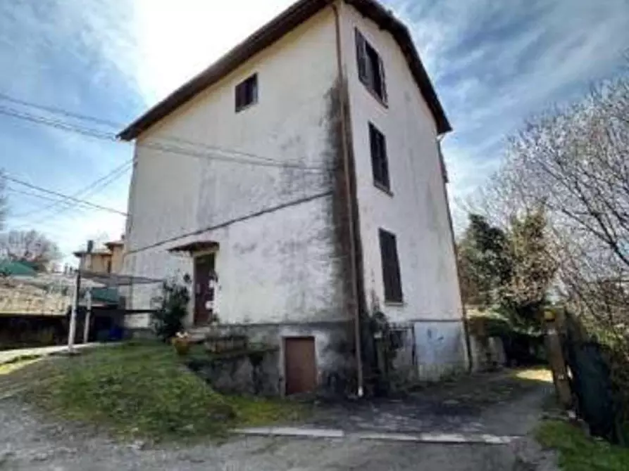 appartamento in vendita a Luino in zona Poppino