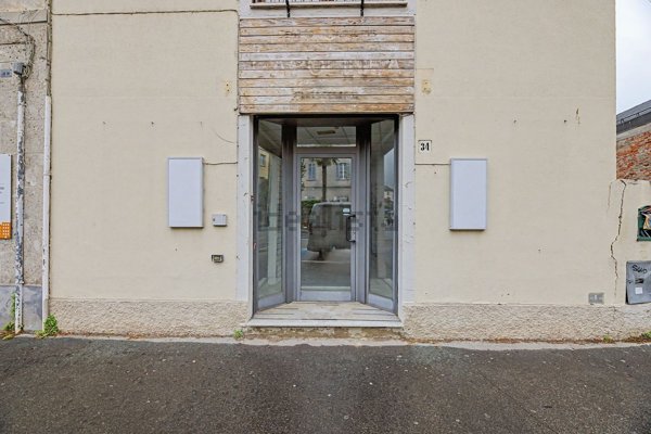 casa indipendente in vendita a Luino in zona San Pietro