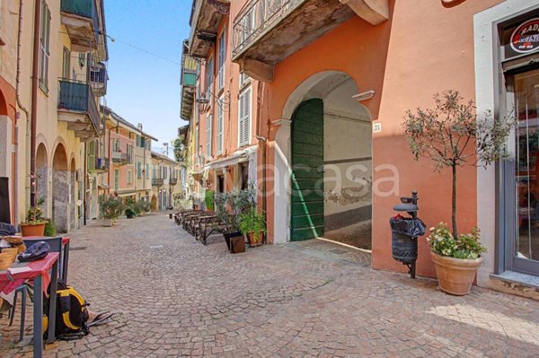 appartamento in vendita a Luino in zona San Pietro