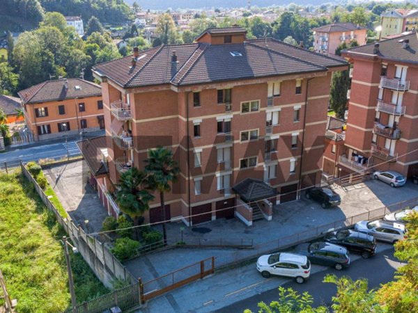 appartamento in vendita a Luino in zona Molino
