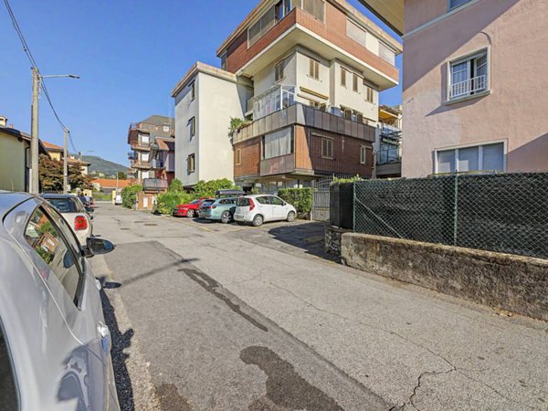 appartamento in vendita a Luino in zona San Pietro