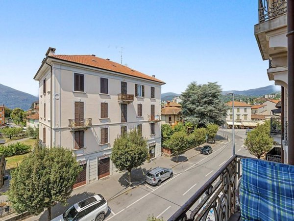 appartamento in vendita a Luino in zona San Pietro