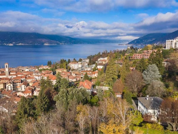 casa indipendente in vendita a Luino in zona San Pietro
