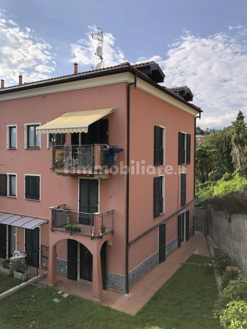 appartamento in vendita a Luino in zona San Pietro