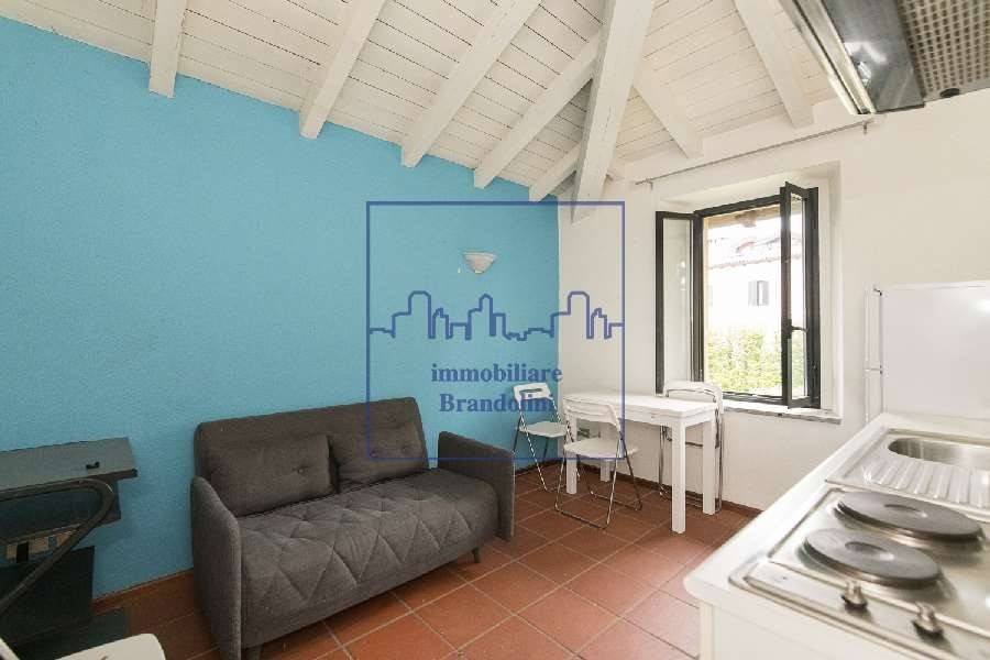 appartamento in vendita a Luvinate
