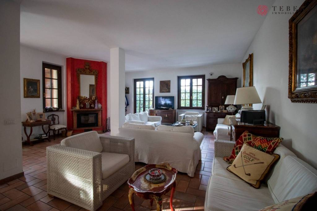 casa indipendente in vendita a Luvinate
