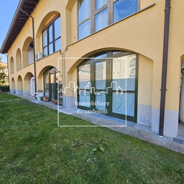 appartamento in vendita a Luvinate