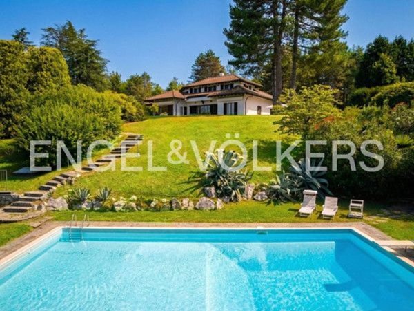 casa indipendente in vendita a Luvinate