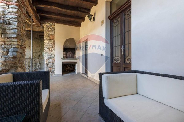 appartamento in vendita a Luvinate