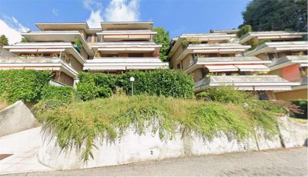 appartamento in vendita a Luvinate