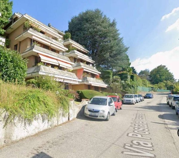 appartamento in vendita a Luvinate