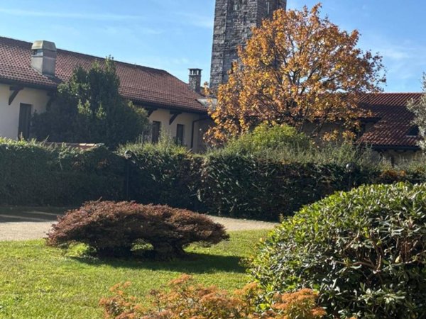 appartamento in vendita a Luvinate