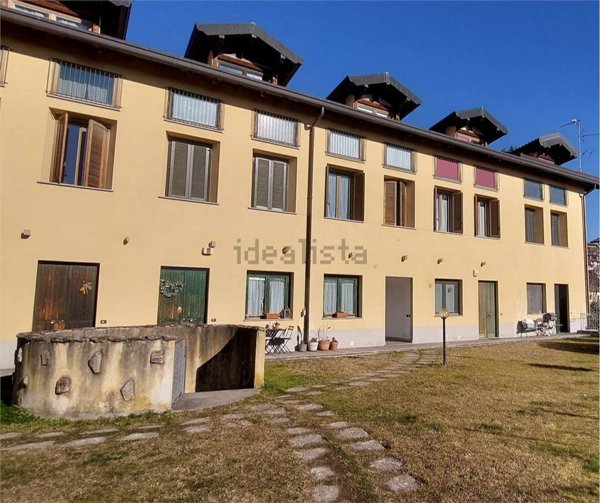 appartamento in vendita a Luvinate