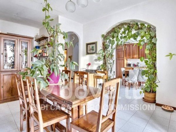 casa indipendente in vendita a Luvinate