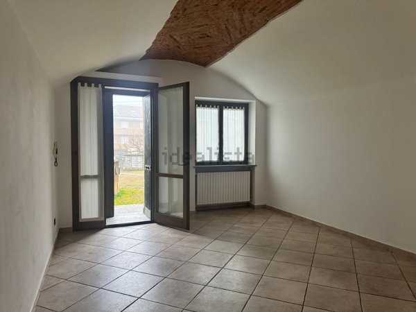 appartamento in vendita a Luvinate