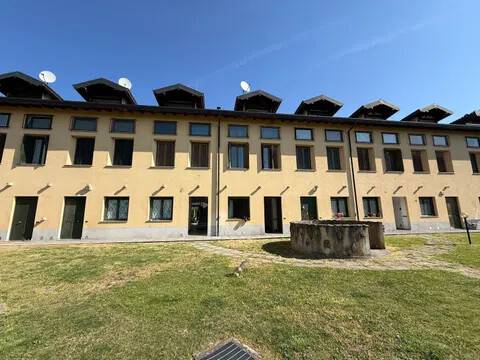 appartamento in vendita a Luvinate